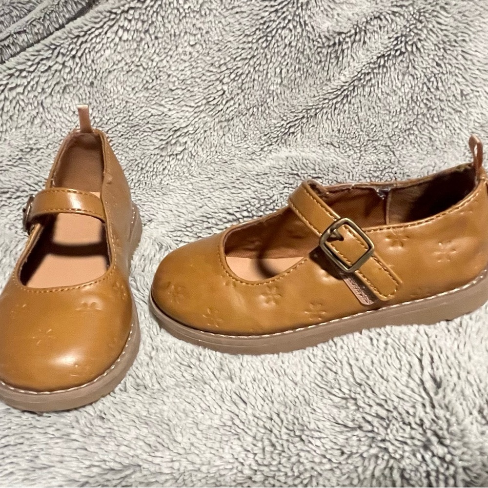 Toddler Girls Old Navy size 9 Mary Jane leather shoe